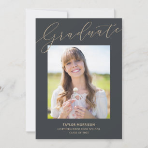 Invitation Script élégant moderne 2025 Photo Graduation Party