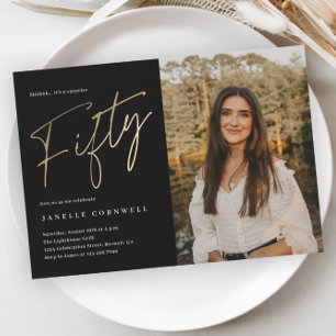 Invitation Script minimaliste noir et or 50e anniversaire