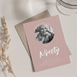 Invitation Script minimaliste photo 90e anniversaire Dusty ro