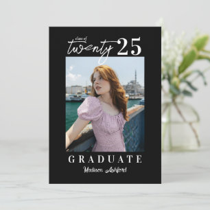 Invitation Script moderne Black Photo Graduation Party