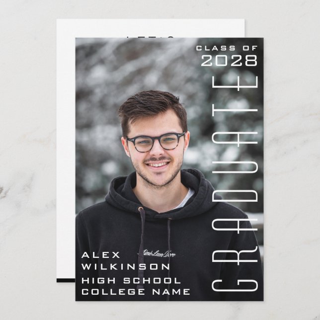 Invitation Script moderne Chic Guy Photo Graduation tendance (Devant / Derrière)