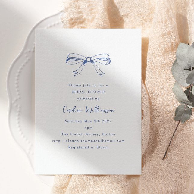 Invitation Script moderne Coquette Bow Fête des mariées bleue (Créateur téléchargé)