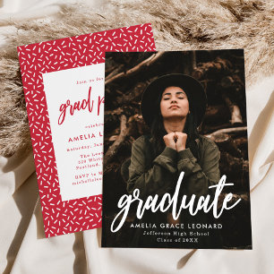 Invitation Script moderne Red Photo Graduation Party