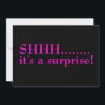 Invitation Shhh Surprise Seventieth fête d'anniversaire<br><div class="desc">Chut,  c'est une invitation surprise à la fête d'anniversaire en noir et rose chaud. Soixante-dixième fête d'anniversaire,  notre modèle est prêt pour vous. Célébrez soixante-dix !</div>