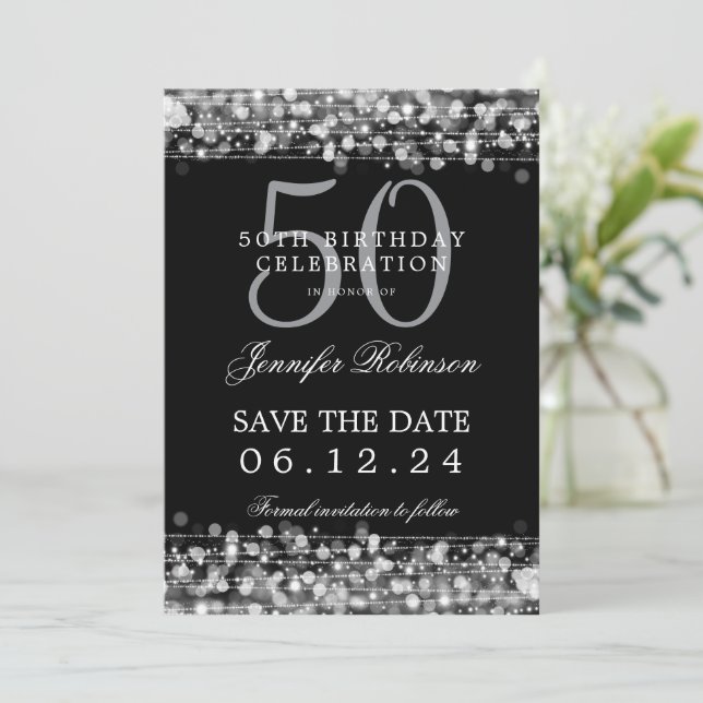 Invitation Silver 50th Birthday Enregistrer la date avec les  (Debout devant)