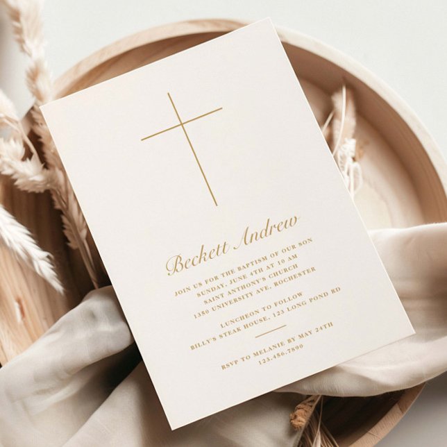 Invitation Simple Croix d'Or Script Baptême (Elegant, simple cross gold baptism invitations.)