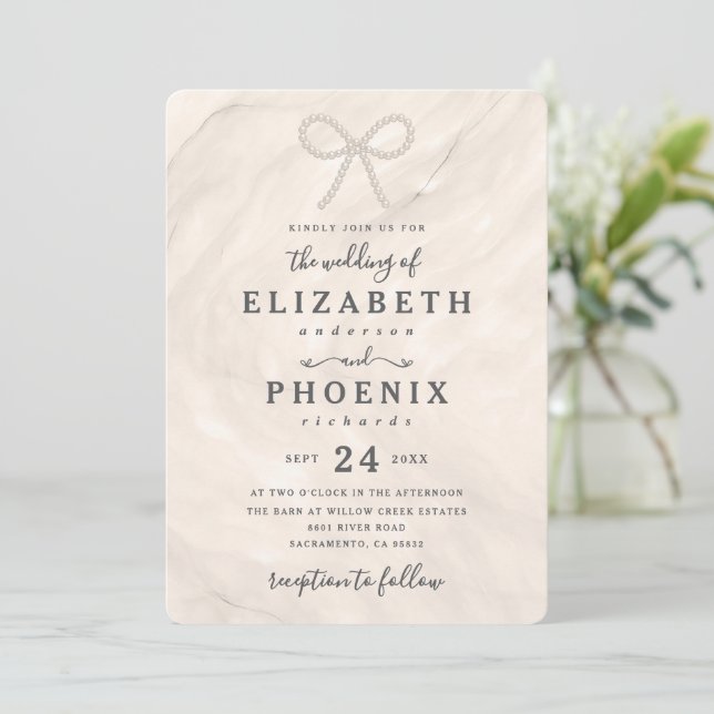Invitation Simple Nœud en Perle de Champagne pour un Mariage  (Debout devant)