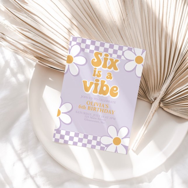 Invitation Six est Vibe Retro Check Lilac Daisy (Créateur téléchargé)