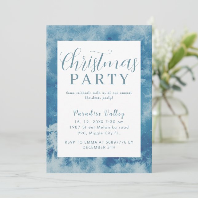 Invitation Sky Modern Dusty Blue Snowflake (Debout devant)