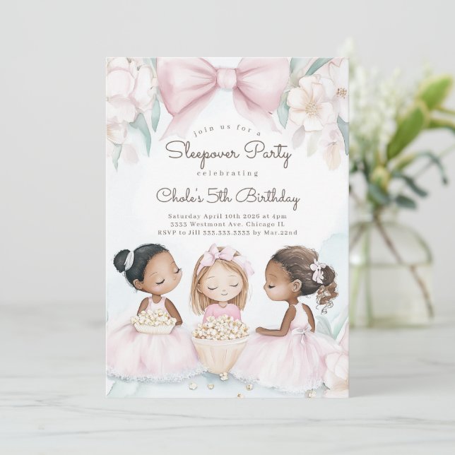 Invitation Sleepover Anniversaire Soirée cinéma Fille anniver (Debout devant)