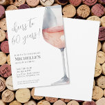 Invitation Soirée de 60 ans 60e anniversaire<br><div class="desc">"Cheers to 60 years !" est fièrement présenté en haut de cette invitation classique et élégante, avec un grand verre de vin rose et gris sur le côté droit, lui donnant une touche moderne. Vous pouvez customiser l'année pour célébrer n'importe quel jalon. Le design utilise la typographie de script pour...</div>