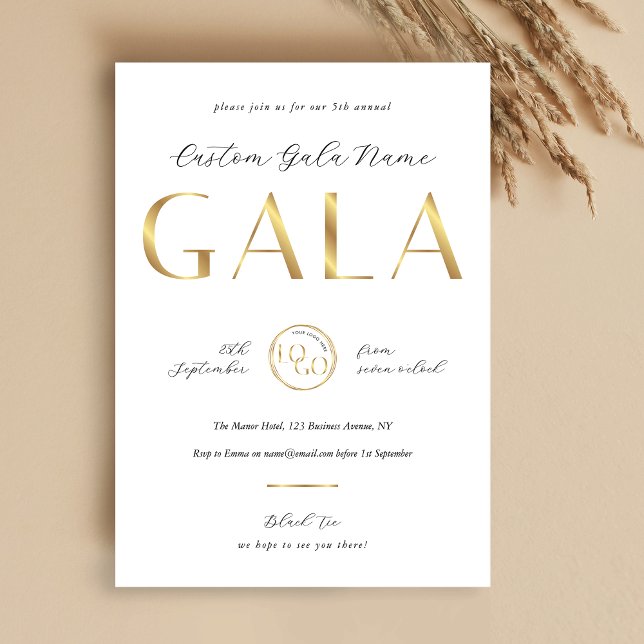 Invitation Soirée de Gala Blanc & Logo Doré Collecte de Fonds (Créateur téléchargé)