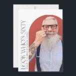 Invitation soixante arch photo 60e fête d'anniversaire simple<br><div class="desc">soixante arch photo 60e simple invitation de fête d'anniversaire moderne. Design de typographie moderne et élégant.</div>