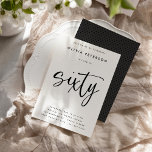 Invitation Soixante | Typographie moderne du B&W 60e annivers<br><div class="desc">Ces invitations simples, élégantes mais sophistiquées à la fête du 60e anniversaire comprennent le mot "soixante" dans un script de calligraphie de style manuscrit et une typographie sans serif moderne et bien espacée. Vous pouvez changer le jeu de couleurs facilement à votre propre palette de deux couleurs sur mesure en...</div>