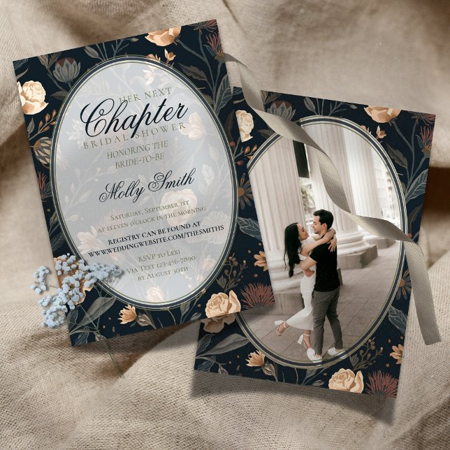 Invitation Son Prochain Chapitre Fête de Fiançailles Florale  (Her Next Chapter Dark Floral Bridal Shower Invitation)