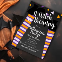 Sorcière brassant des jambes fête d'Halloween d'an