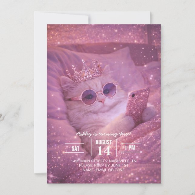 Invitation Spoiled Princess Cat Texting in Bed                (Devant)