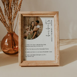 Invitation STELLA Fun Facts About the Bride and Groom Card