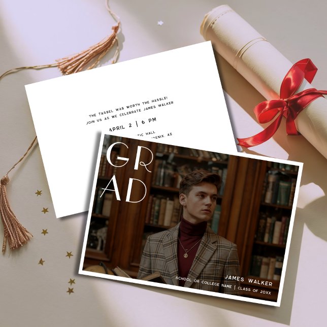 Invitation Style de typographie simple Retro Graduation Photo (Créateur téléchargé)