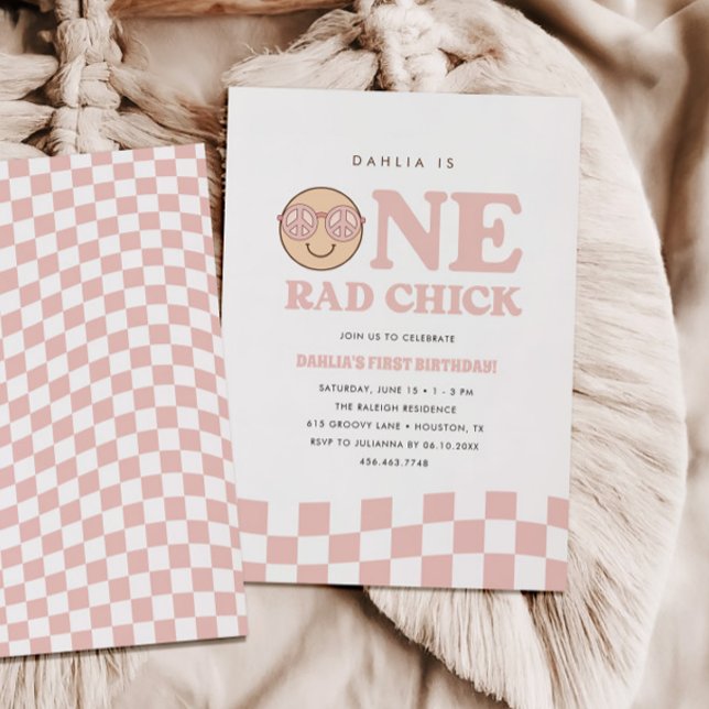 Invitation Super fille À damiers visage heureux | Anniversair (Créateur téléchargé)