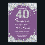 Invitation Surprise 40e anniversaire Diamant mauve et argent<br><div class="desc">Invitation surprise 40e anniversaire. Arrière - plan rouge diamant de Rhénanie violette et argentée. Élégant invitation du Bassin d'Anniversaire. Anniversaire adulte. Les femmes,  anniversaire. Hommes Anniversaire.
Pour plus de personnalisation,  cliquez sur le bouton "Customiser" et utilisez notre outil de conception pour modifier ce modèle.</div>