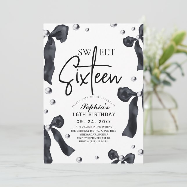 Invitation  Sweet 16 Modern Stylish Black Bow Birthday Party (Debout devant)