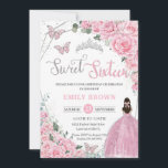 Invitation Sweet sixteen Rose Floral Princesse Argent Anniver<br><div class="desc">Personnalisez cette belle invitation d'anniversaire de sweet sixteen avec sa propre formulation facilement et rapidement,  appuyez simplement sur le bouton customiser pour réorganiser et formater le style et le placement du texte. Objets correspondants disponibles en magasin ! c) Le Happy Cat Studio</div>