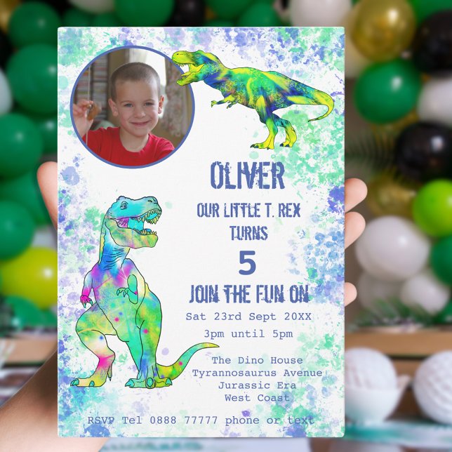 Invitation T rex Dinosaur 5e anniversaire Photo Vert Bleu (T-Rex dinosaur photo colorful watercolor 5th birthday party invitation )