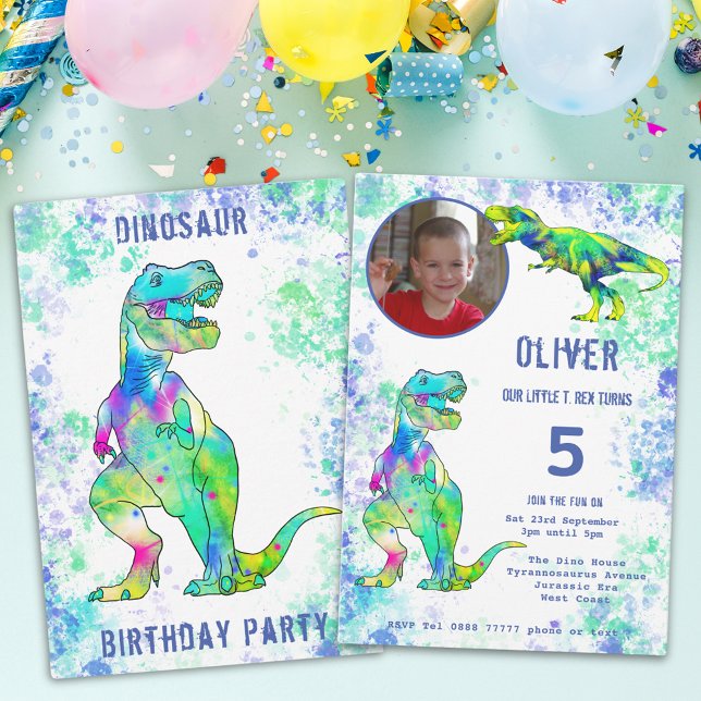 Invitation T. rex Dinosaur 5e anniversaire Photo Vert Bleu (Colorful T-Rex Dinosaur Boys 5th Birthday Party invitation with watercolor splatters )