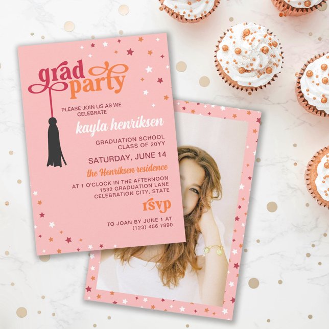 Invitation Tassel & Etoiles Rose Retro Script Grad Party (Créateur téléchargé)