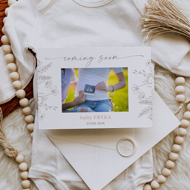 Invitation Taupe Wildflower Boho Pregnancy Announcement Card (Créateur téléchargé)