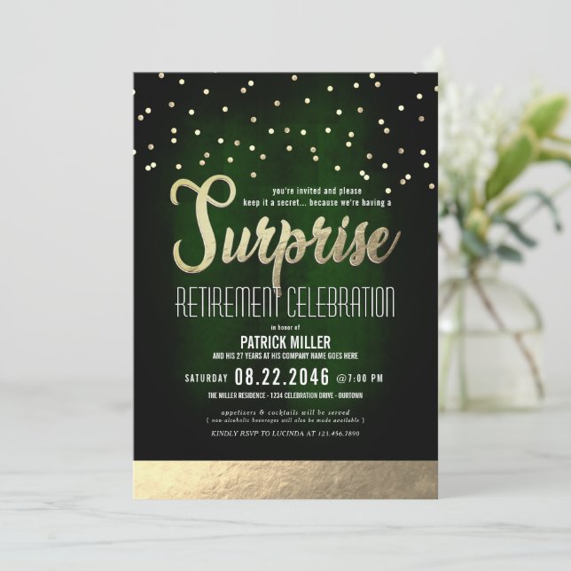 Invitation Tendance Green/Gold Surprise Retraite Party (Debout devant)