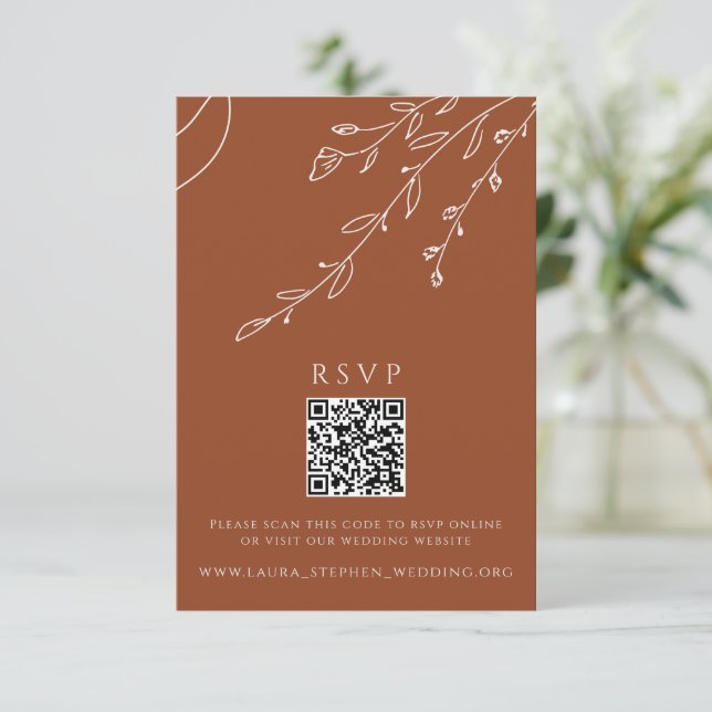 Invitation Terracotta RSVP Online QR Code Mariage site (Debout devant)