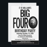 Invitation The Big Four 0 40th Birthday photo noir blanc<br><div class="desc">The Big Four O, audacieuse simple graphique noir et blanc modèle photo 40ème anniversaire invitation. Personnalisez cette invitation de quatre décennies d'anniversaire avec vos propres détails de fête d'anniversaire, et deux photos différentes de votre fille ou garçon d'anniversaire une sur le devant et une sur le dos, de temps en...</div>