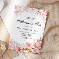 Thé dansant d'anniversaire aux fleurs rose tendre