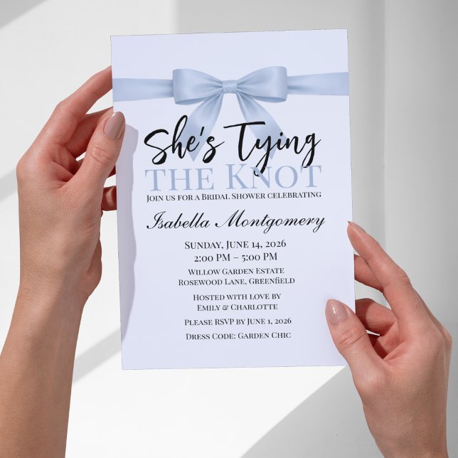 Invitation Thème « Elle noue le nœud » Ruban bleu ciel (She’s Tying the Knot Theme Sky Blue Bow Invitation
)