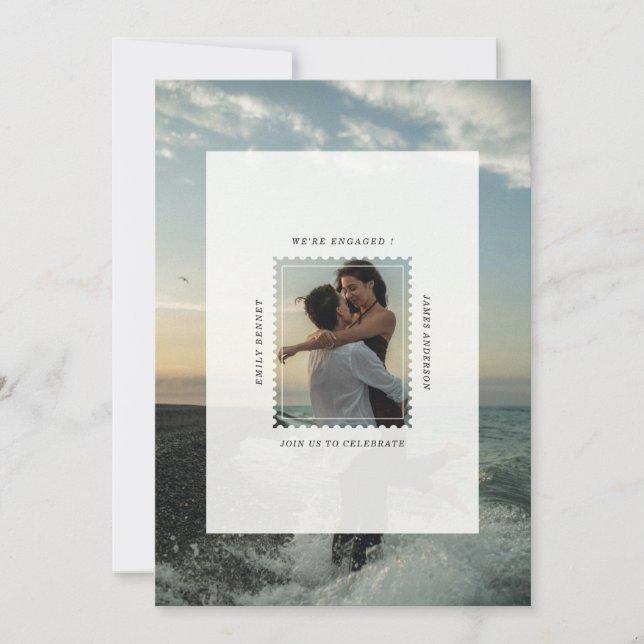 Invitation Timbre-poste moderne Nous sommes fiancés Fiançaill (Devant)