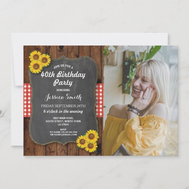 Invitation Tournesol fête d'anniversaire Rustic Wood Chalk Ph (Devant)