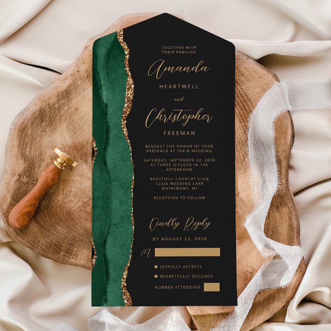 Invitation Tout En Un Agate Emerald Green Gold Script Mariage foncé (Créateur téléchargé)