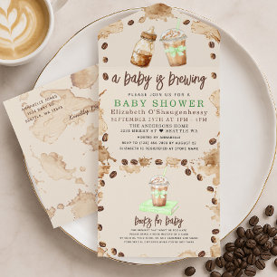 Invitation Tout En Un Bébé prépare du café Fête de bébé de genre neutre