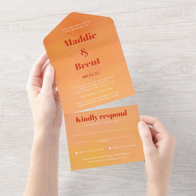 Invitation Tout En Un Bold Modern Chic Orange Sunset Monogram Wedding (Déchirure)