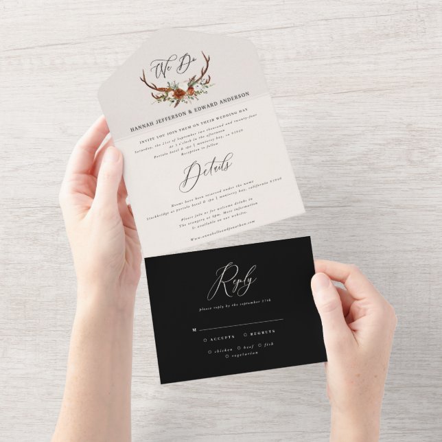 Invitation Tout En Un Budget cerf noir blanc floral rustique élégant (Déchirure)