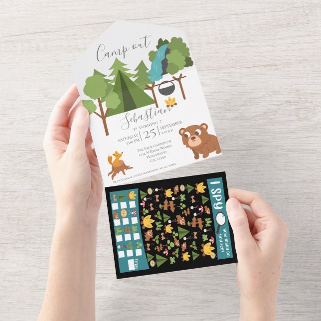 Invitation Tout En Un Camp Out Party avec le jeu sur l'invitation de ret (Déchirure)