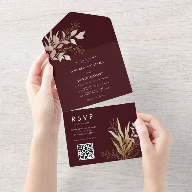 Invitation Tout En Un Chic Burgundy Gold Greenery QR Code RSVP Wedding  (Déchirure)