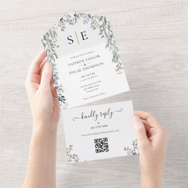 Invitation Tout En Un Code QR de monogramme de verdure florale Mariage (Déchirure)