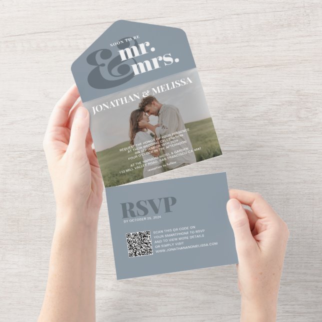 Invitation Tout En Un Code QR | Dusty Blue Overlay Mariage de script pho (Déchirure)