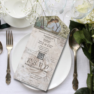 Invitation Tout En Un Code QR photo de roses crème blanches élégantes