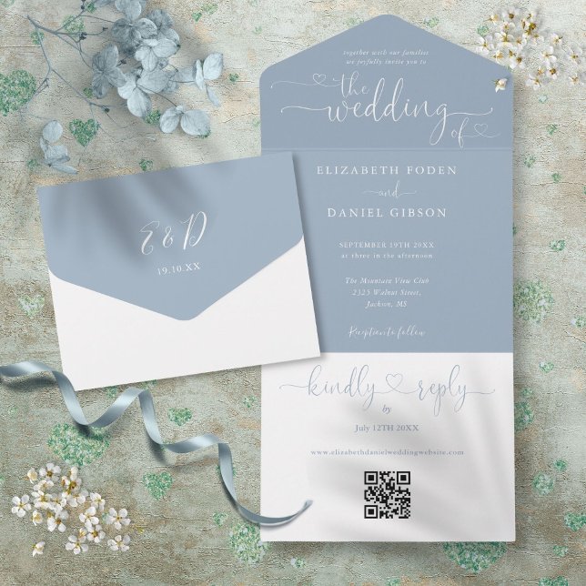 Invitation Tout En Un Cœur en écriture manuscrite Dusty Blue Code QR Mar (Script Hearts Dusty Blue QR Code Wedding All In One Invitation)