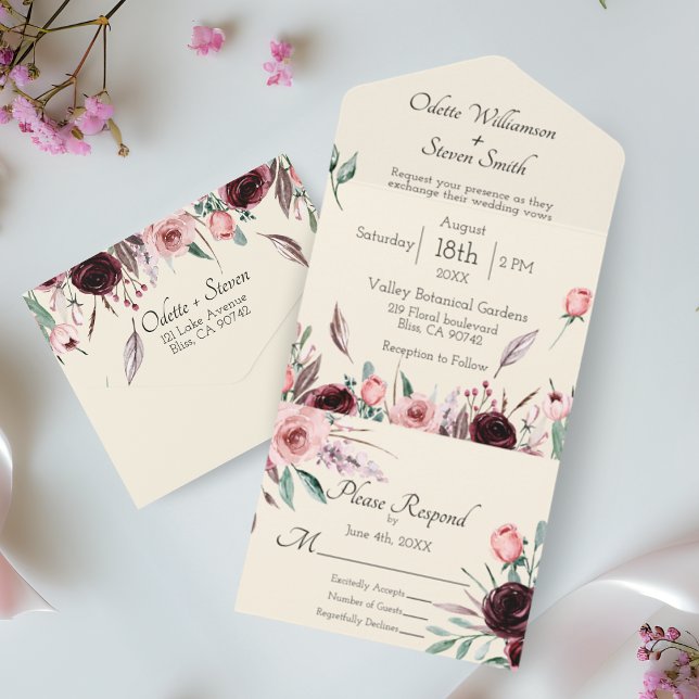 Invitation Tout En Un Crème Rose mariage Blush Rose et Bourgogne (Wedding Blush Pink and Burgundy Floral Roses Cream All In One Invitation)