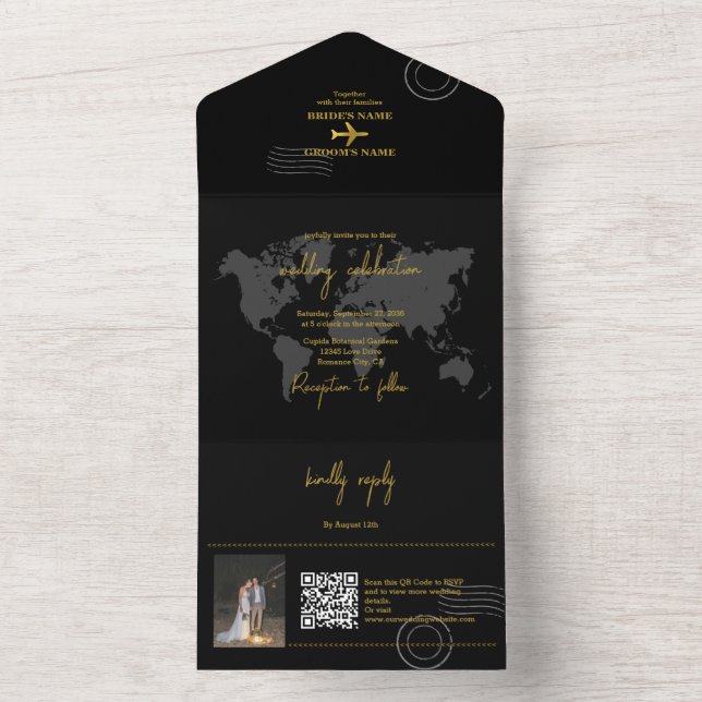 Invitation Tout En Un Destination Wedding World Passport Black Gold (À l'intérieur)